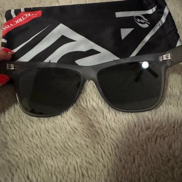ELECTRIC VISUAL | Caffeine Sunglasses | Grey - Picture 6 of 10